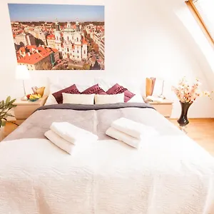 Wenceslas Square Lofts Apartament