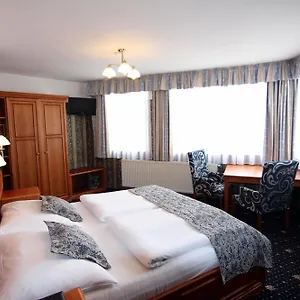 Hotel Old